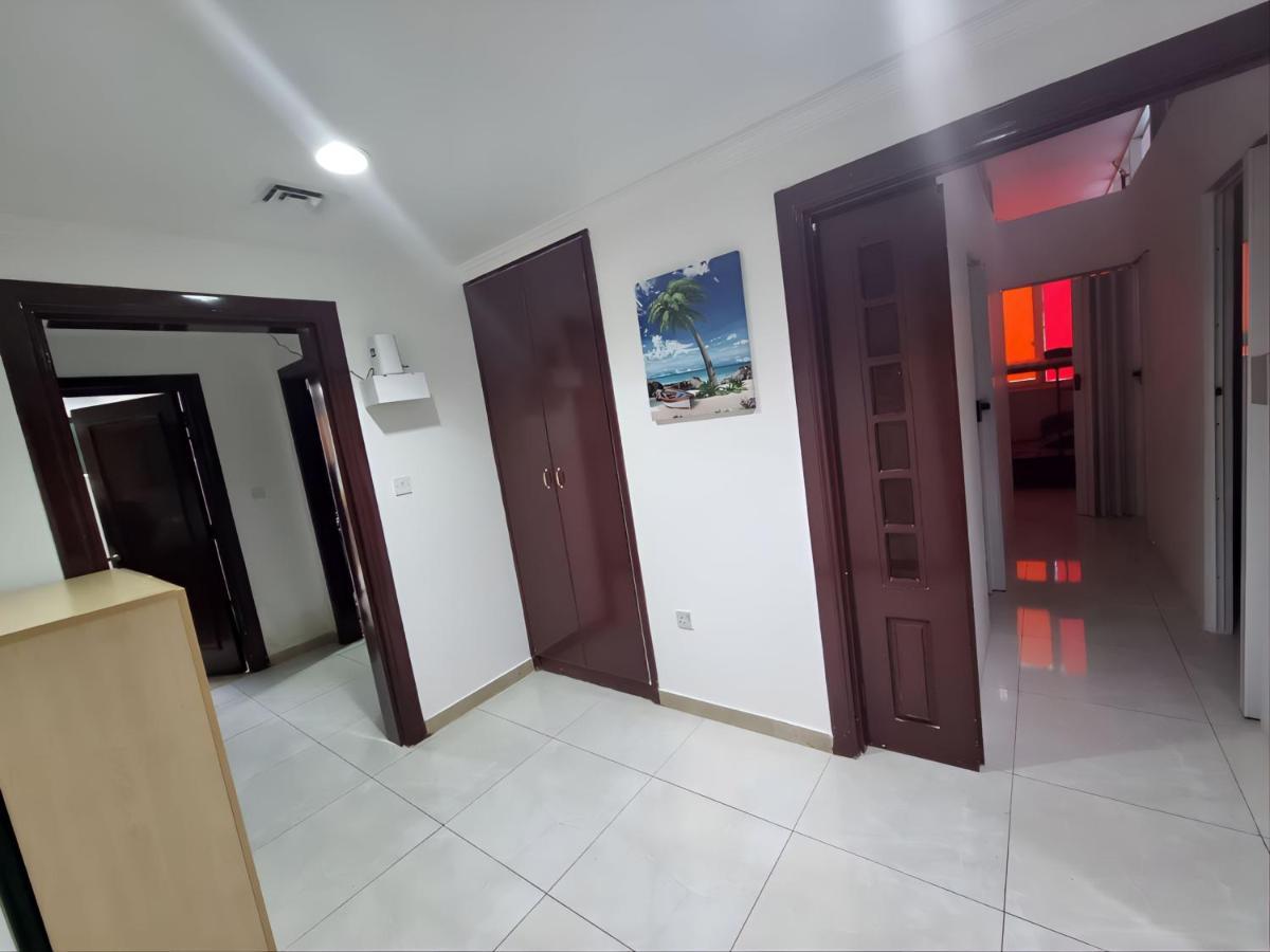 Corniche Street - Superb Lovely Room Abu Dhabi Exterior foto